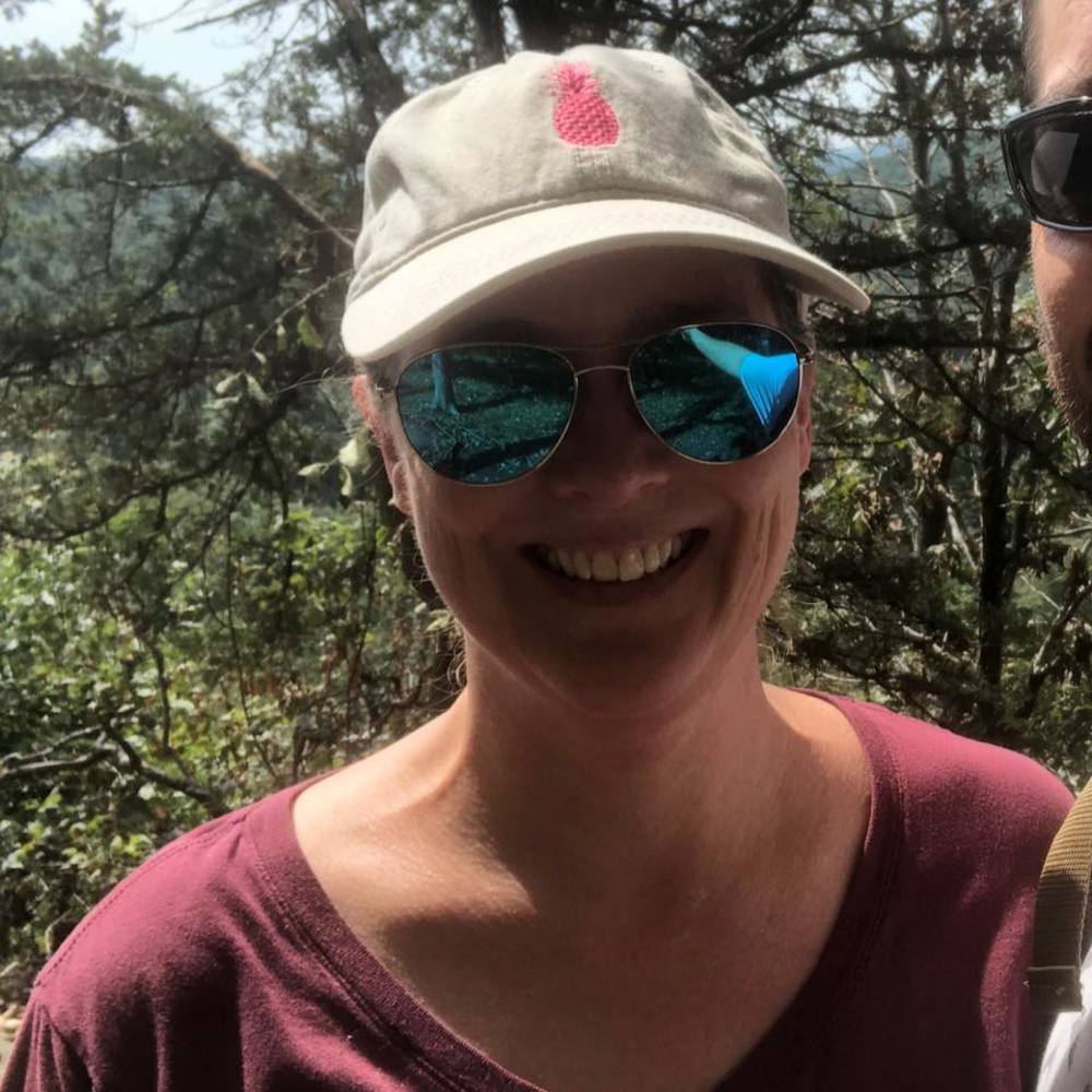 Meet your Posher, Olivia